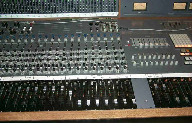 QEE | Cary Grant Film-dub Theatre Console (MGM)