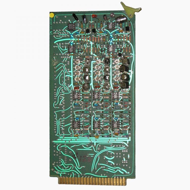 QEE | EQ-815 Automated Graphic EQ Card