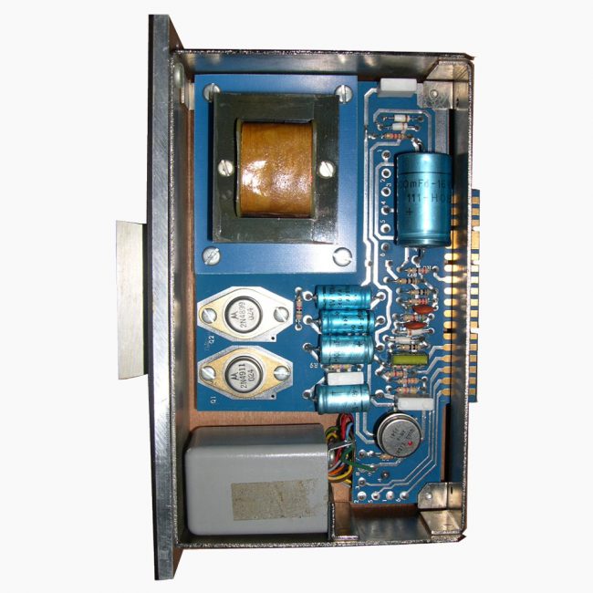 QEE | LA-24 Utility Amp